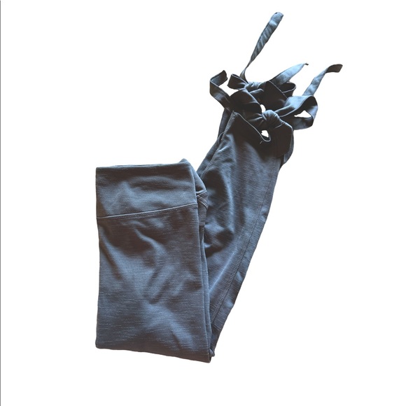 Manduka Yoga Tie Legging SOLD ON DIFFERENT APP - Picture 3 of 5